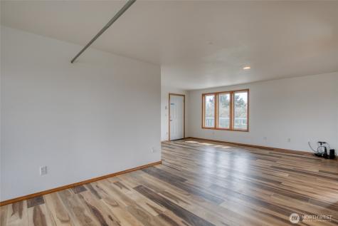 171 Marine View Drive SE Ocean Shores WA 98569