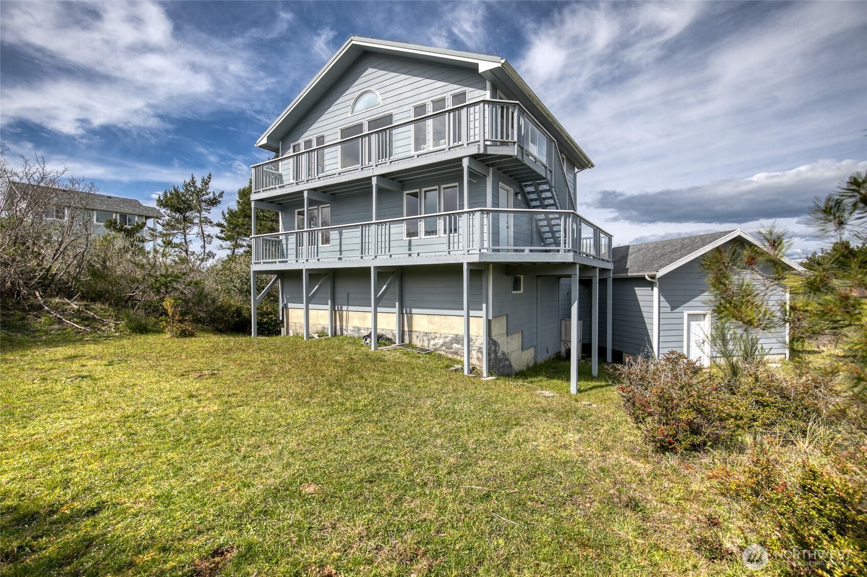 171 Marine View Drive SE Ocean Shores WA 98569