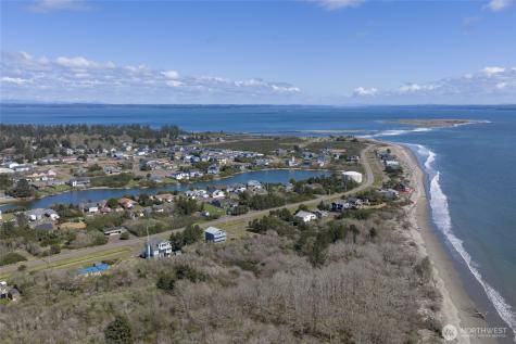 171 Marine View Drive SE Ocean Shores WA 98569