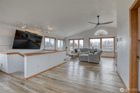 171 Marine View Drive SE Ocean Shores WA 98569