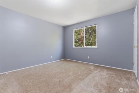88 NW Lopez Lane Bremerton WA 98311