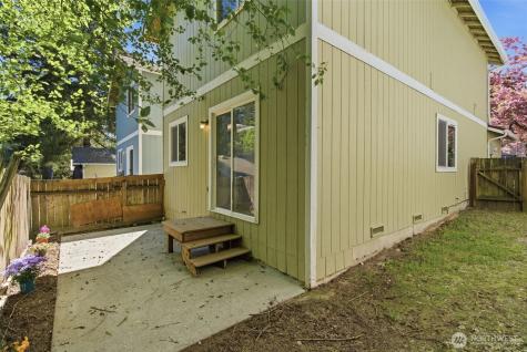 88 NW Lopez Lane Bremerton WA 98311