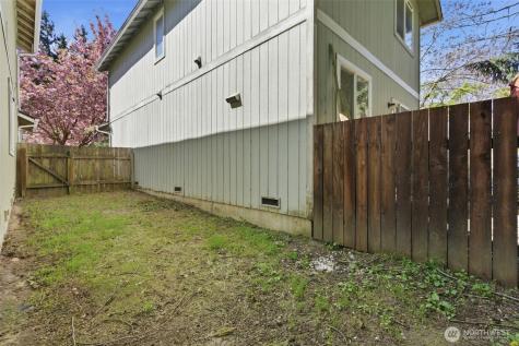 88 NW Lopez Lane Bremerton WA 98311