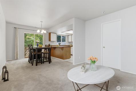 88 NW Lopez Lane Bremerton WA 98311