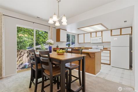 88 NW Lopez Lane Bremerton WA 98311