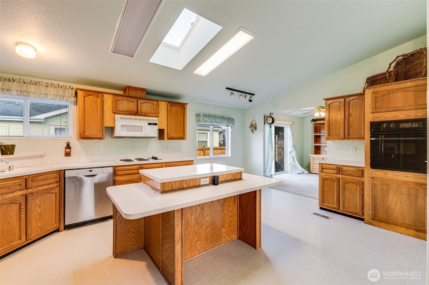 8009 195th Street E Spanaway WA 98387
