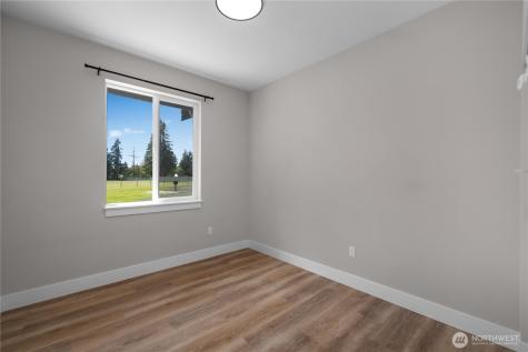 17 Ellen Lane Elma WA 98541