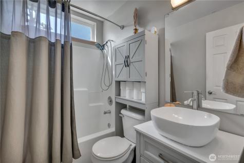 2456 Gillette Drive SE Port Orchard WA 98366
