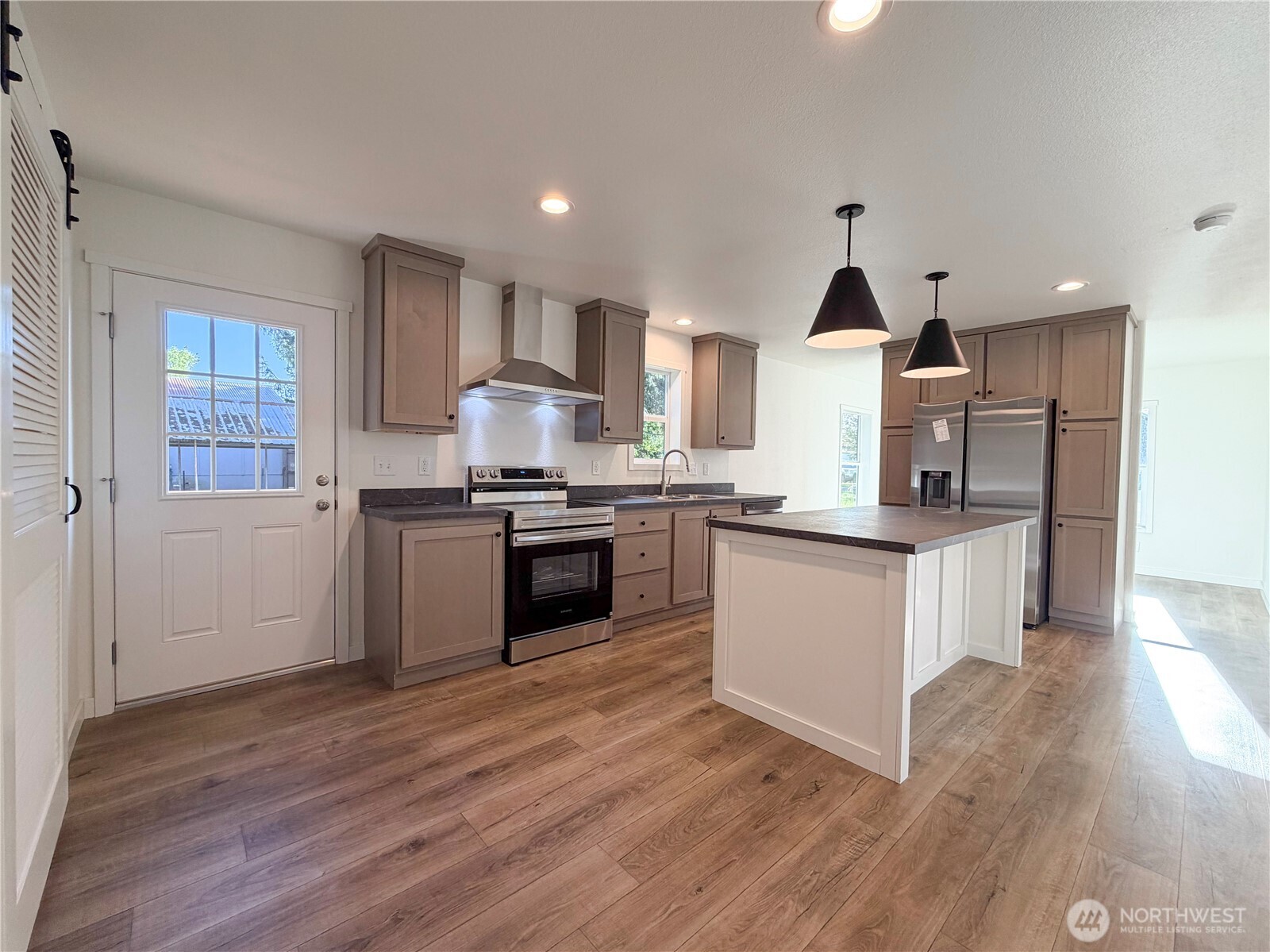 402 A Street Vader WA 98593