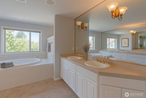 5207 77th Court W University Place WA 98467