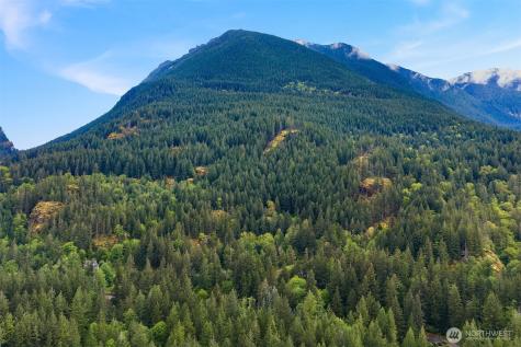 12619 444th Avenue SE North Bend WA 98045