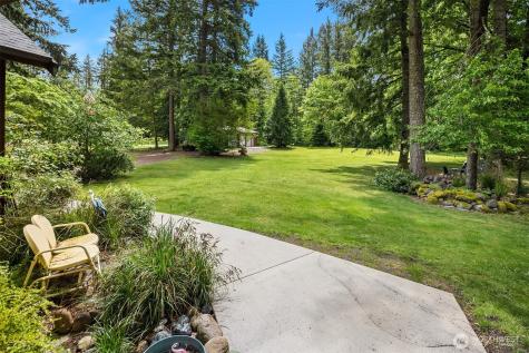 12619 444th Avenue SE North Bend WA 98045
