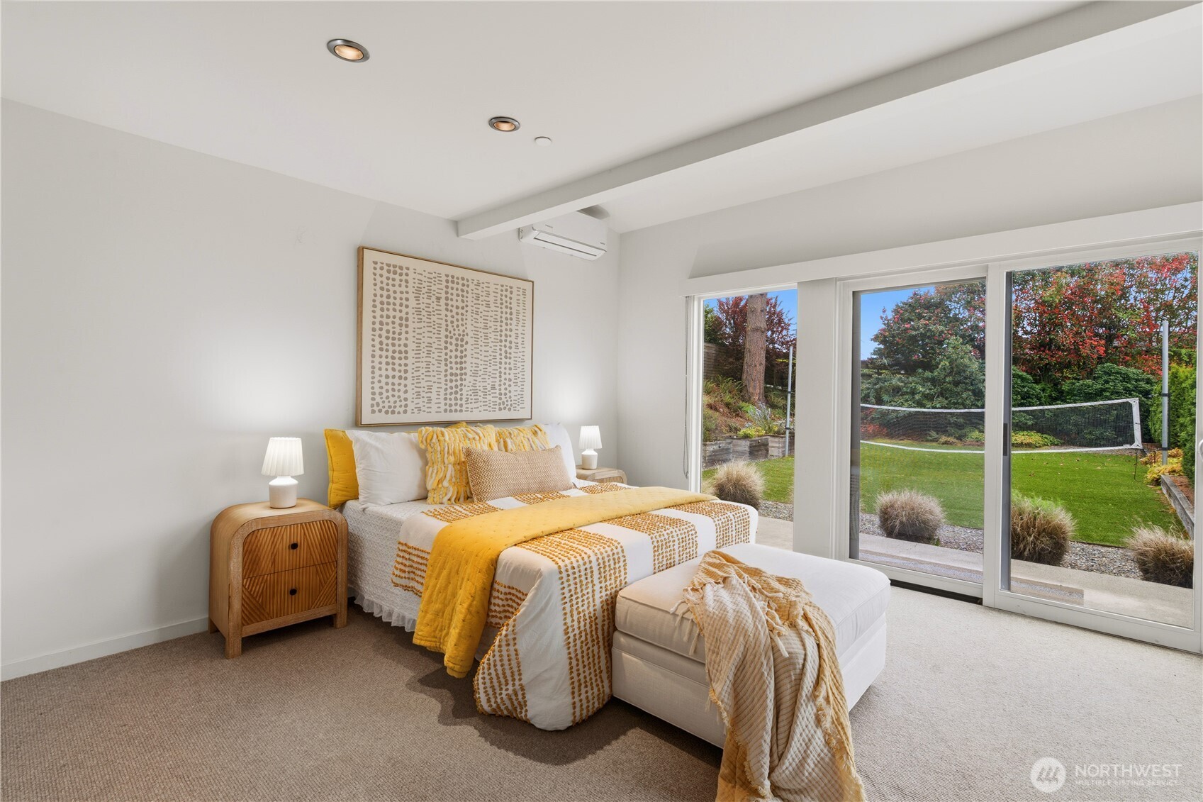 9135 NE 19th Street Clyde Hill WA 98004