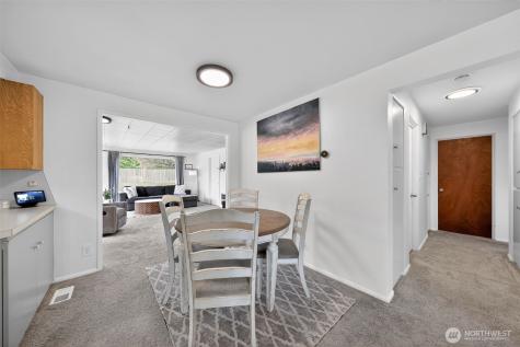 646 SE Ely Street Oak Harbor WA 98277