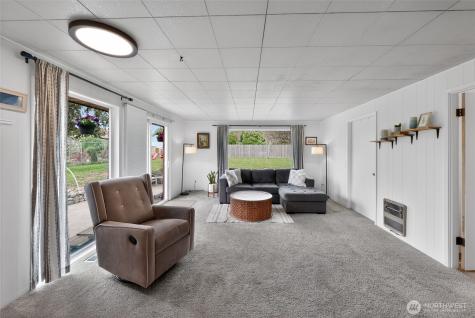 646 SE Ely Street Oak Harbor WA 98277