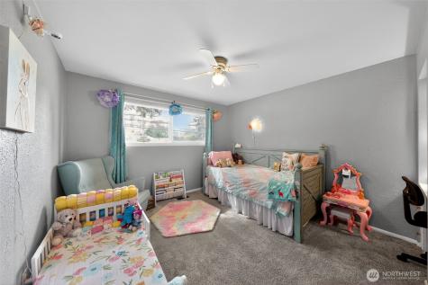 646 SE Ely Street Oak Harbor WA 98277