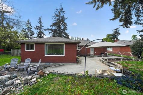 646 SE Ely Street Oak Harbor WA 98277