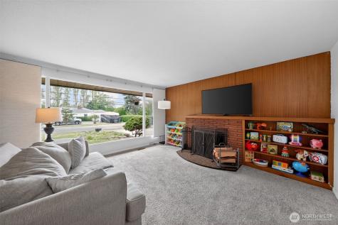 646 SE Ely Street Oak Harbor WA 98277