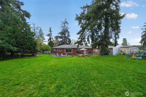 646 SE Ely Street Oak Harbor WA 98277