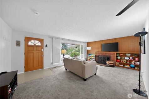 646 SE Ely Street Oak Harbor WA 98277