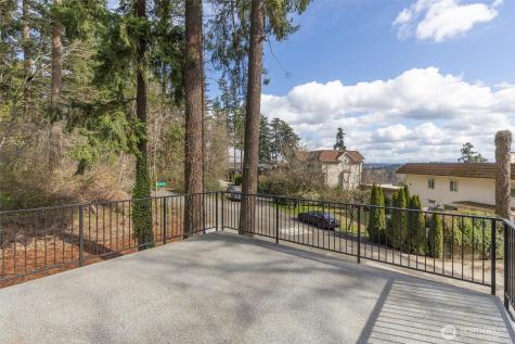11905 89th Avenue NE Kirkland WA 98034