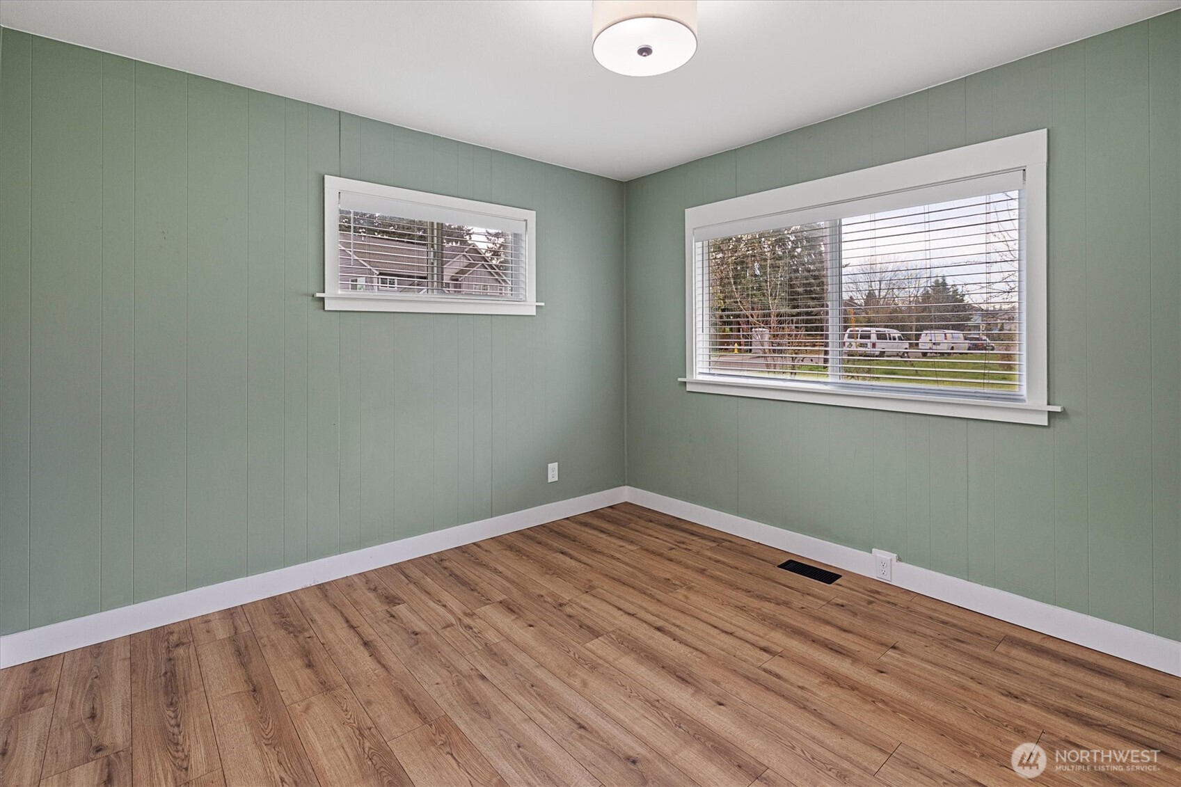 502 19th Street NW Puyallup WA 98371