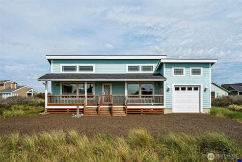 447 N Portal Loop SW Ocean Shores WA 98569