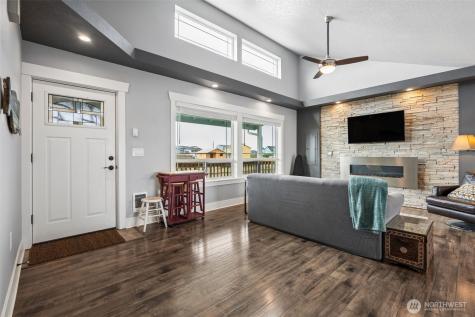 447 N Portal Loop SW Ocean Shores WA 98569