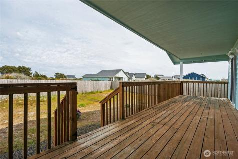 447 N Portal Loop SW Ocean Shores WA 98569
