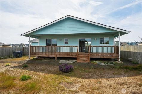 447 N Portal Loop SW Ocean Shores WA 98569