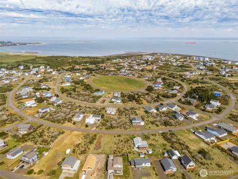 447 N Portal Loop SW Ocean Shores WA 98569
