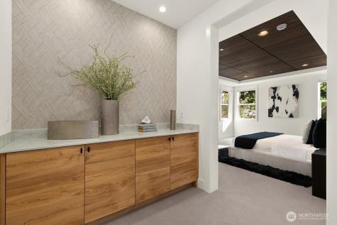 1004 166th Place NE Bellevue WA 98008