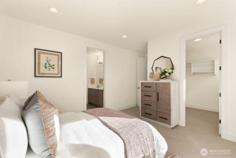 1004 166th Place NE Bellevue WA 98008