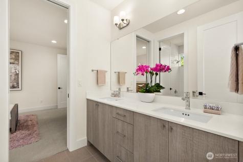 1004 166th Place NE Bellevue WA 98008