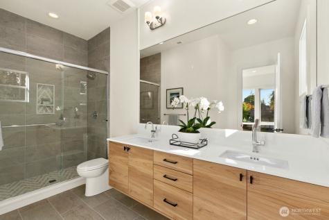 1004 166th Place NE Bellevue WA 98008