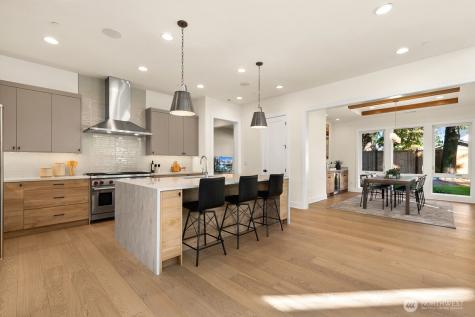 1004 166th Place NE Bellevue WA 98008