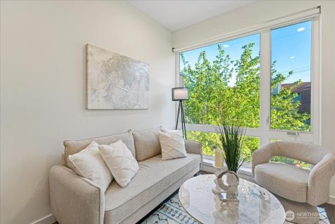 2310 W Newton Street Seattle WA 98199