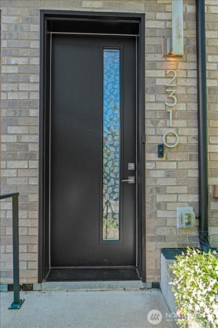 2310 W Newton Street Seattle WA 98199