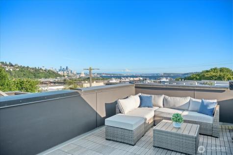 2310 W Newton Street Seattle WA 98199
