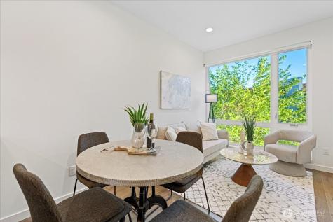 2310 W Newton Street Seattle WA 98199
