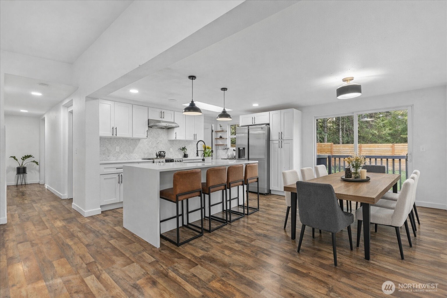 20609 SE 245th Place Maple Valley WA 98038