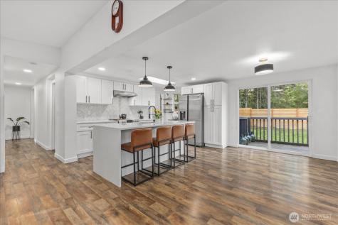 20609 SE 245th Place Maple Valley WA 98038