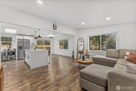 20609 SE 245th Place Maple Valley WA 98038