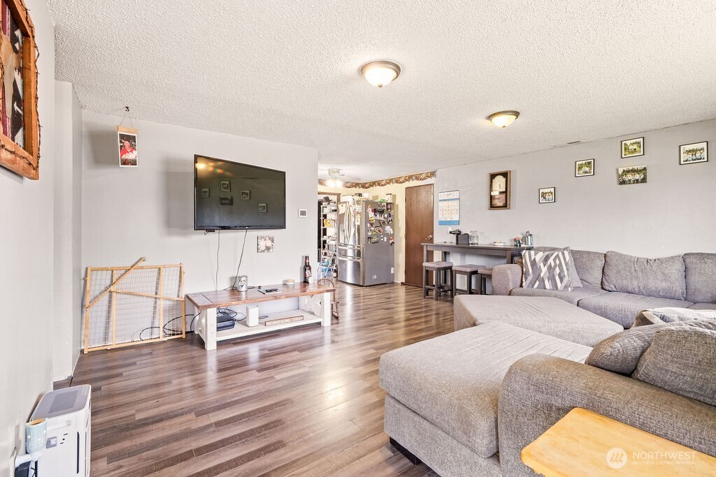 503 W Maple Street Mccleary WA 98557