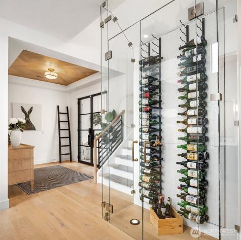 4233 E Lake Sammamish Shore Lane SE Sammamish WA 98075