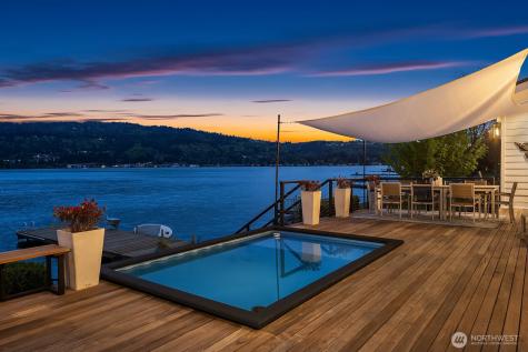 4233 E Lake Sammamish Shore Lane SE Sammamish WA 98075