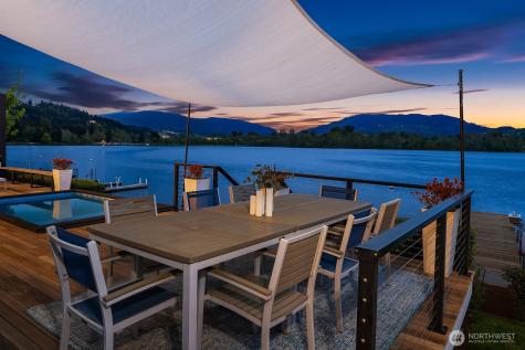 4233 E Lake Sammamish Shore Lane SE Sammamish WA 98075