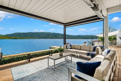 4233 E Lake Sammamish Shore Lane SE Sammamish WA 98075