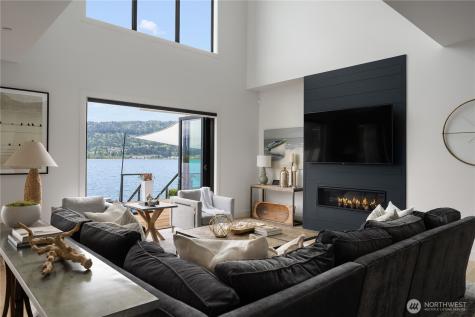 4233 E Lake Sammamish Shore Lane SE Sammamish WA 98075