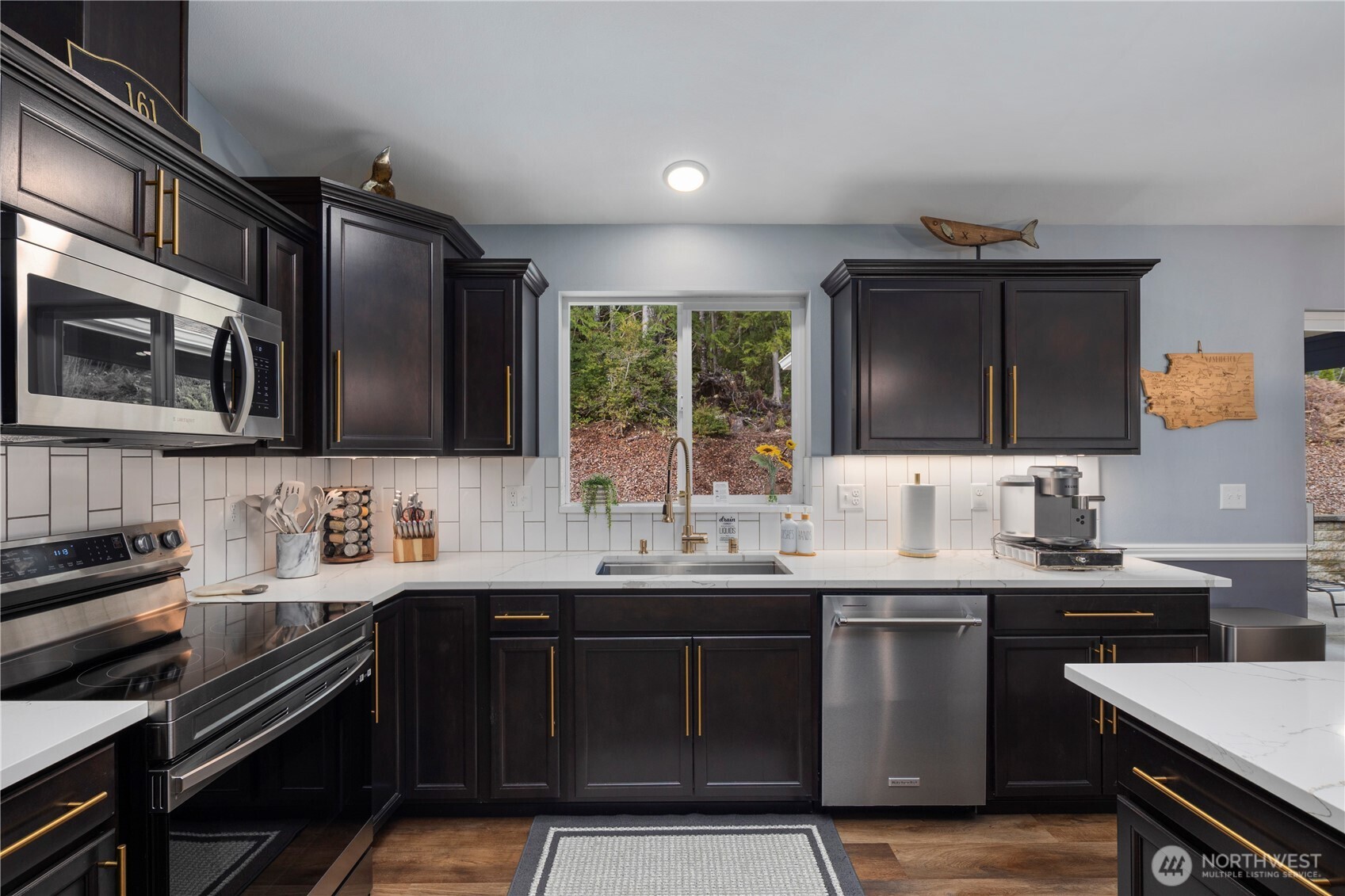 161 N Harvey Terrace Drive Shelton WA 98584